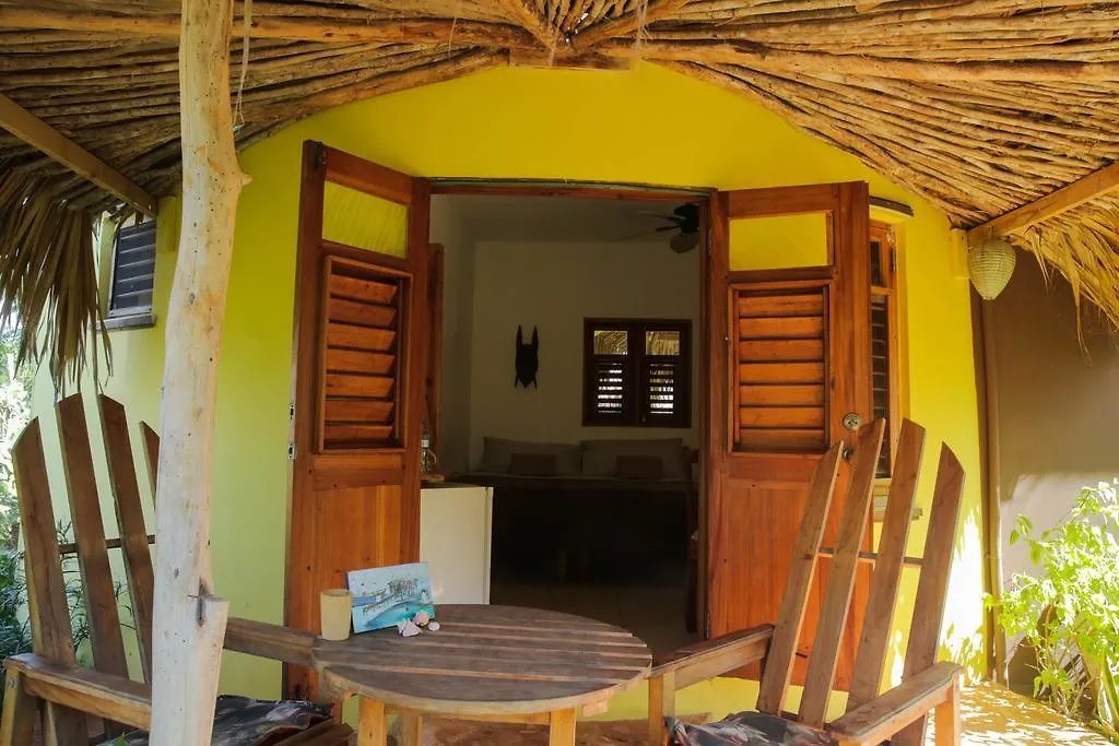 Konukevi Kudehya Guesthouse Treasure Beach